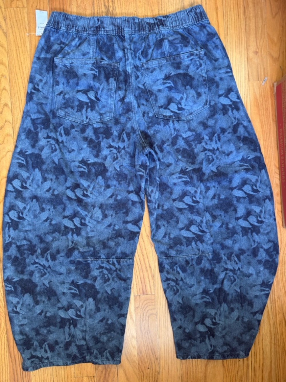 GAP Blue Floral Wide Leg Pants M Petite Elastic Waist NWT - Picture 6 of 7